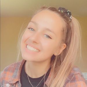 Meet your Posher, Molly